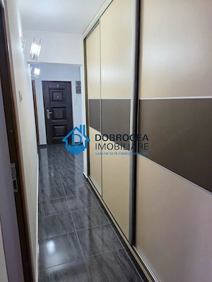 ETAJ 1 , 3 CAMERE DECOMANDAT -ZONA E3  - imagine 4