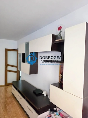 ETAJ 1 , 3 CAMERE DECOMANDAT -ZONA E3  - imagine 8