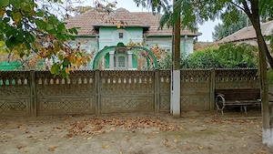 Vând casă locuibilă + anexe și teren generos 5.000 mp (com. Grojdibodu, jud. Olt) - imagine 2