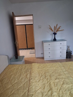 Apartament 3 camere decomandat - imagine 2