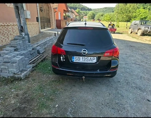 Opel Astra J 2012 1.4 - imagine 2