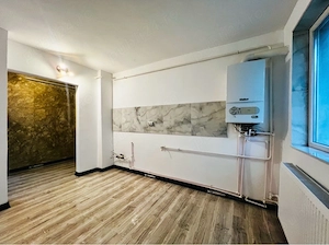 Apartament 57 mp Decomandat,Confort 1 situat in Tecuci pe Str. 7 Noiembrie - imagine 5