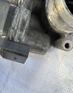 Clapeta acceleratie 2.0 diesel euro5 cod motor cffb - imagine 3