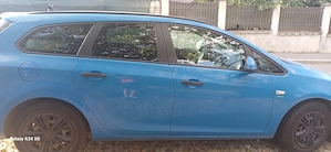 Auto Opel Astra j