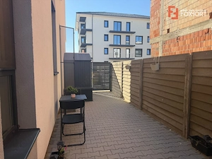 Apartament cu 2 camere si curte privata de inchiriat - Giroc - imagine 9