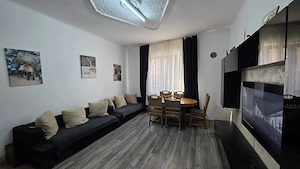 Casa de vânzare singur pe curte zona liniștită casă se vinde sau se da la schimb cu apartament și di - imagine 5