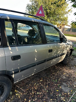 Vând Opel Zafira  - imagine 4