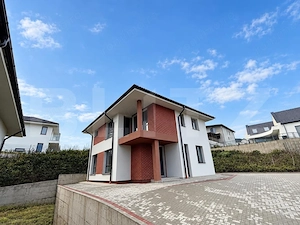 Casă Individuală  nouă – 119 mp Utili, Teren 584 mp, Standard NZEB