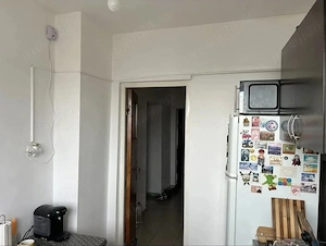 🔑 Vanzare apartament 2 camere DECOMANDAT – 3 minute Metrou 1 Decembrie 1918 - imagine 4