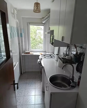 Apartament 2 camere 37mp Zona Berceni sector 4 Nițu Vasile - imagine 5