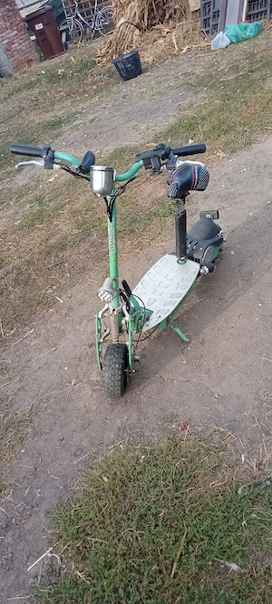 vand trotinete electrice cu sa