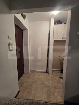 Garsonieră de vânzare, 18 mp, zona Centrală - imagine 3