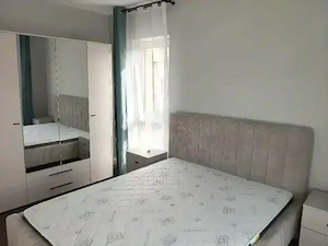 Pf. închiriez apartament cu două camere