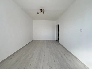 Apartament 1 camera, 22 mp, balcon, etaj 2, renovat - zona Dambovita - imagine 4