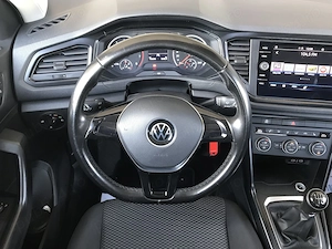 Volkswagen T-Roc - imagine 15
