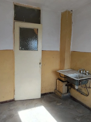 Vând apartament cu două camere , strada Armatei - imagine 5