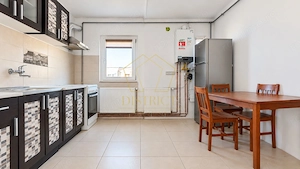 Apartament de vanzare 2 camere situat in zona Lipovei - imagine 4
