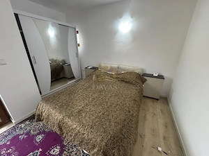 Casa individuală  de inchirat 4 camere decomandat | 4 parcări | Curte - imagine 5