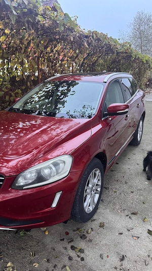 Vând Volvo XC60 D4 (2015) Automatic  - imagine 4