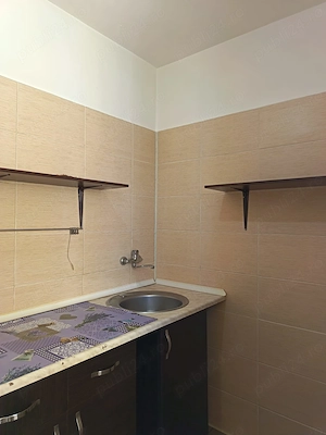 Închiriez garsoniera în zona Craiovei.  - imagine 6