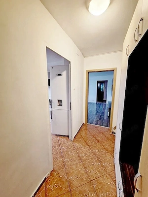 Zona Dâmbovița, în apropiere de Nora   de închiriat apartament cu două camere, cu centrală proprie. - imagine 5