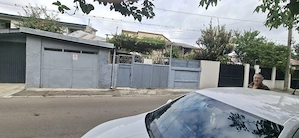 Vand casa curte Sector 5