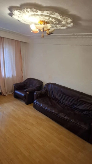 Proprietar închiriez apartament cu doua camere decomandat  - imagine 4
