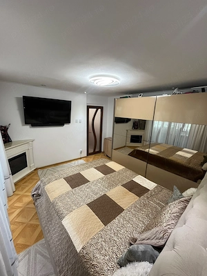 De vânzare apartament cu 2 camere decomandat etaj 2 zona gării Vaslui 