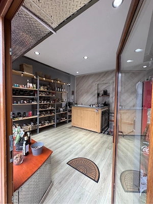 De închiriat spațiu comercial ultracentral, 33 m    Ploiești - imagine 5