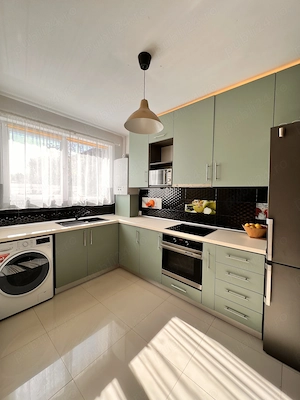 Casă tip duplex 4 camere, curte liberă 90mp în spate, parcare privată, complet mobilată și utilată - imagine 8