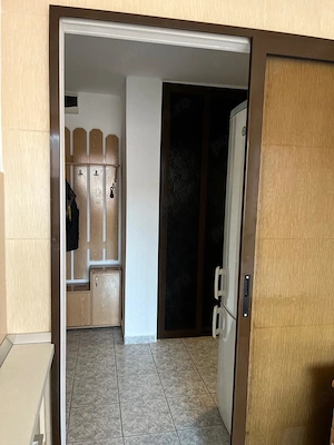 Proprietar vând apartament 2 camere decomandat, situat în Micro 17. - imagine 9