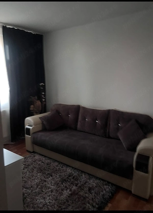 Închiriez apartament 