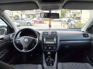Volkswagen Golf 5 1.9 Tdi Bkc an 2006 105 cp ,îngrijit  - imagine 3