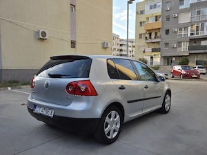 Volkswagen Golf 5 1.9 Tdi Bkc an 2006 105 cp ,îngrijit  - imagine 5