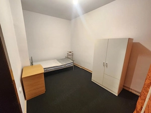 Închiriez apartament cu 2 camere în zona Modern - imagine 2