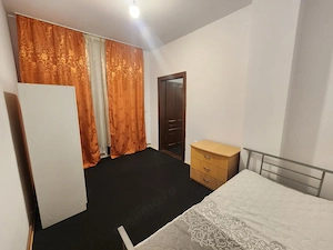 Închiriez apartament cu 2 camere în zona Modern