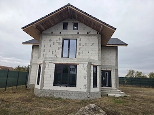 Casă de vânzare 