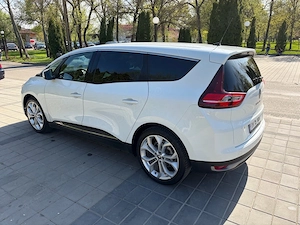 Renault Grand Scenic  - imagine 3