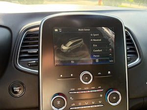 Renault Grand Scenic  - imagine 10
