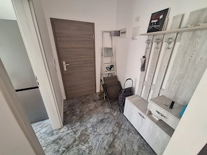 Apartament 2 camere 47 mp, curte proprie 38 mp, loc de parcare, incalzire prin pardoseala - imagine 6