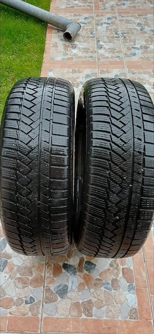 Doua Anvelope iarna 225 60 17 Continental  , ca noi ! 