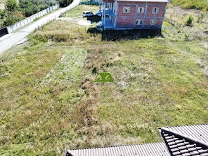 4 loturi de teren intravilan în Bujoreni pe strada Piscinei - imagine 10