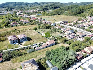 4 loturi de teren intravilan în Bujoreni pe strada Piscinei - imagine 4