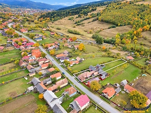 Casa cu anexe si 1.169 mp teren intravilan, in Zagon, judetul Covasna