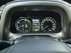 Vând Toyota RAV4 IV 2.5 Hybrid, 2018, 64000km - imagine 7