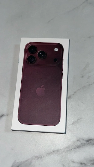 iPhone 18 Pro 5G, 256GB, Burgundy sigilat 