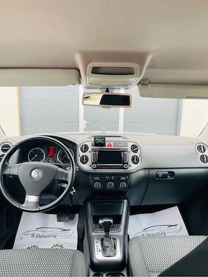 Volkswagen Tiguan 4x4 2.0 Diesel 140 CP Automat - imagine 3