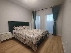 Apartament modern de închiriat, cu balcon și loc de parcare - imagine 2