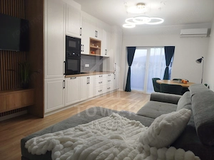 Apartament modern de închiriat, cu balcon și loc de parcare - imagine 6