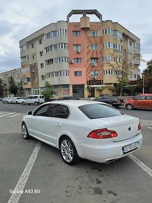 Skoda Superb an 2012 motor 2.0tdi 140hp Euro 5  - imagine 9